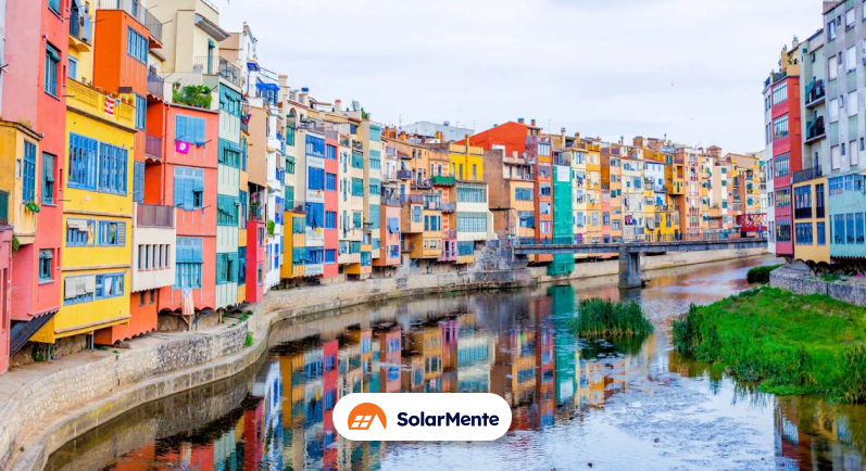 Instalación de placas solares en Girona: por qué es una provincia rentable para el autoconsumo